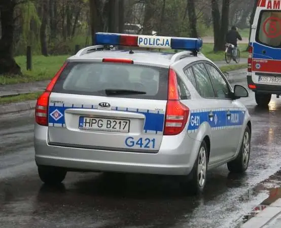 Groził bliskim śmiercią i spaleniem domu. 27-latek w areszcie